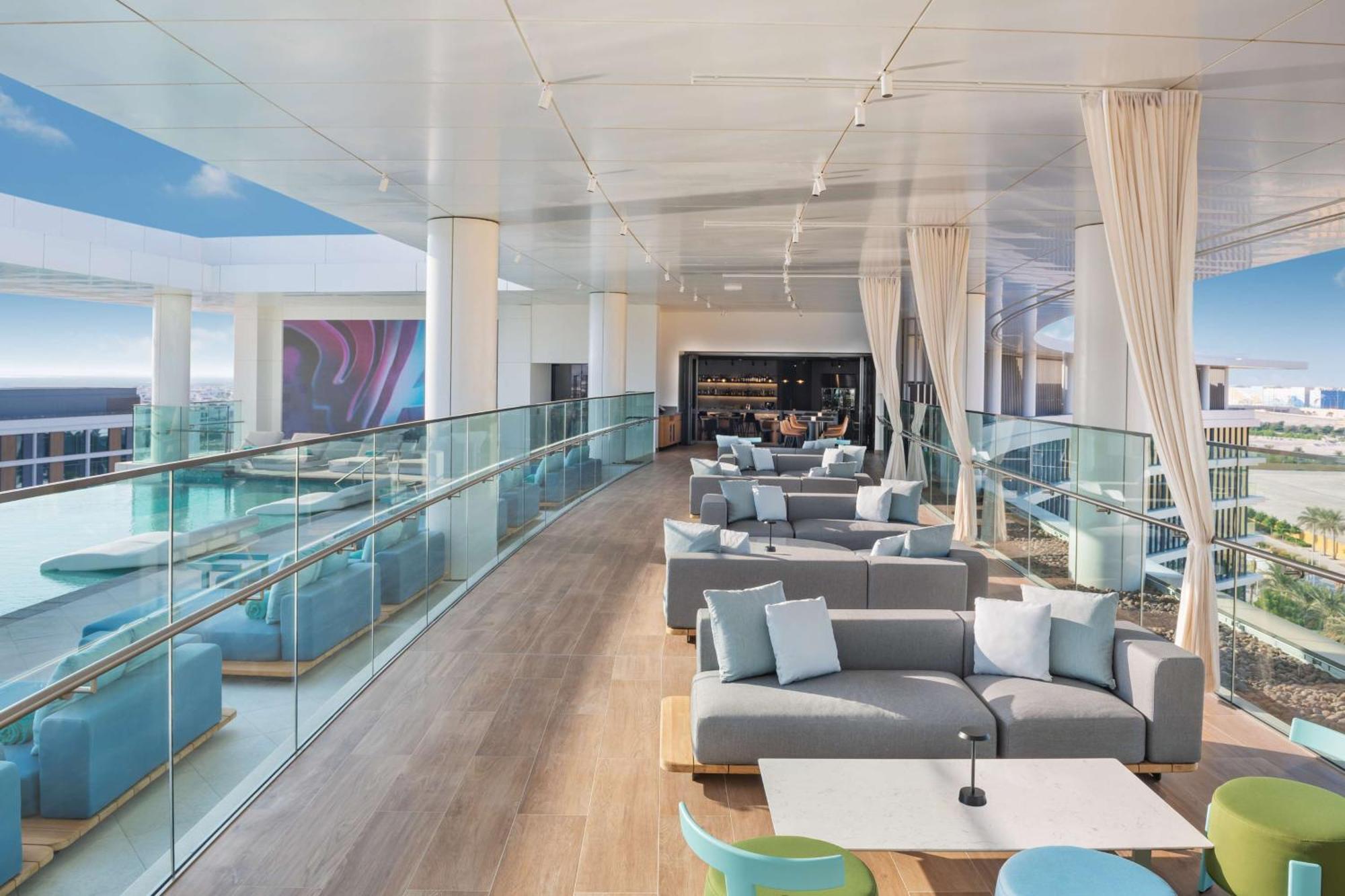 The Wb Abu Dhabi, Curio Collection By Hilton Hotel Ngoại thất bức ảnh The Sky Bar