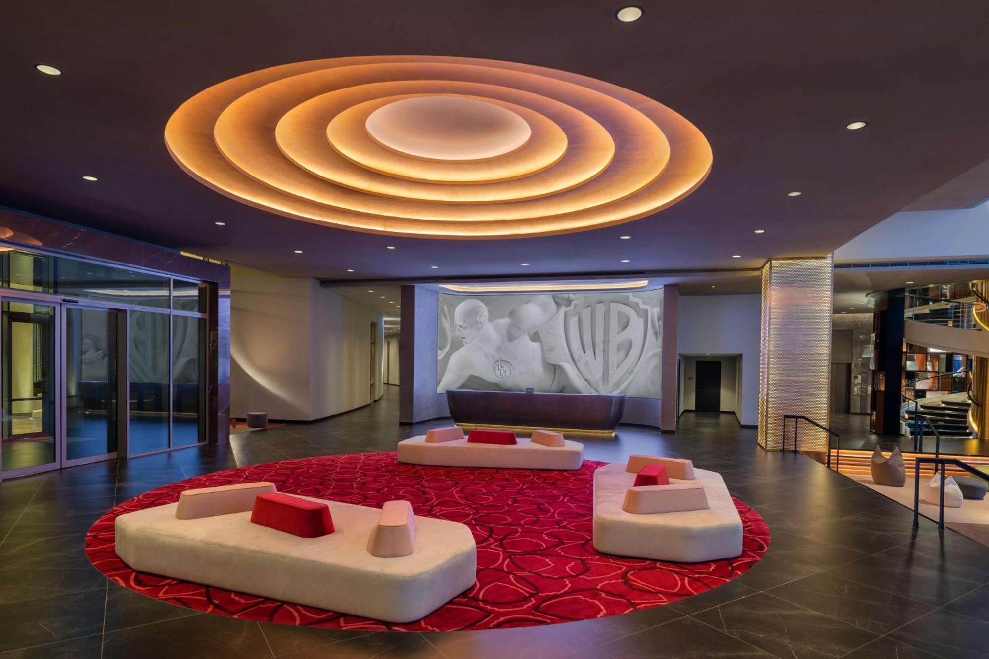The Wb Abu Dhabi, Curio Collection By Hilton Hotel Ngoại thất bức ảnh The lobby of the hotel